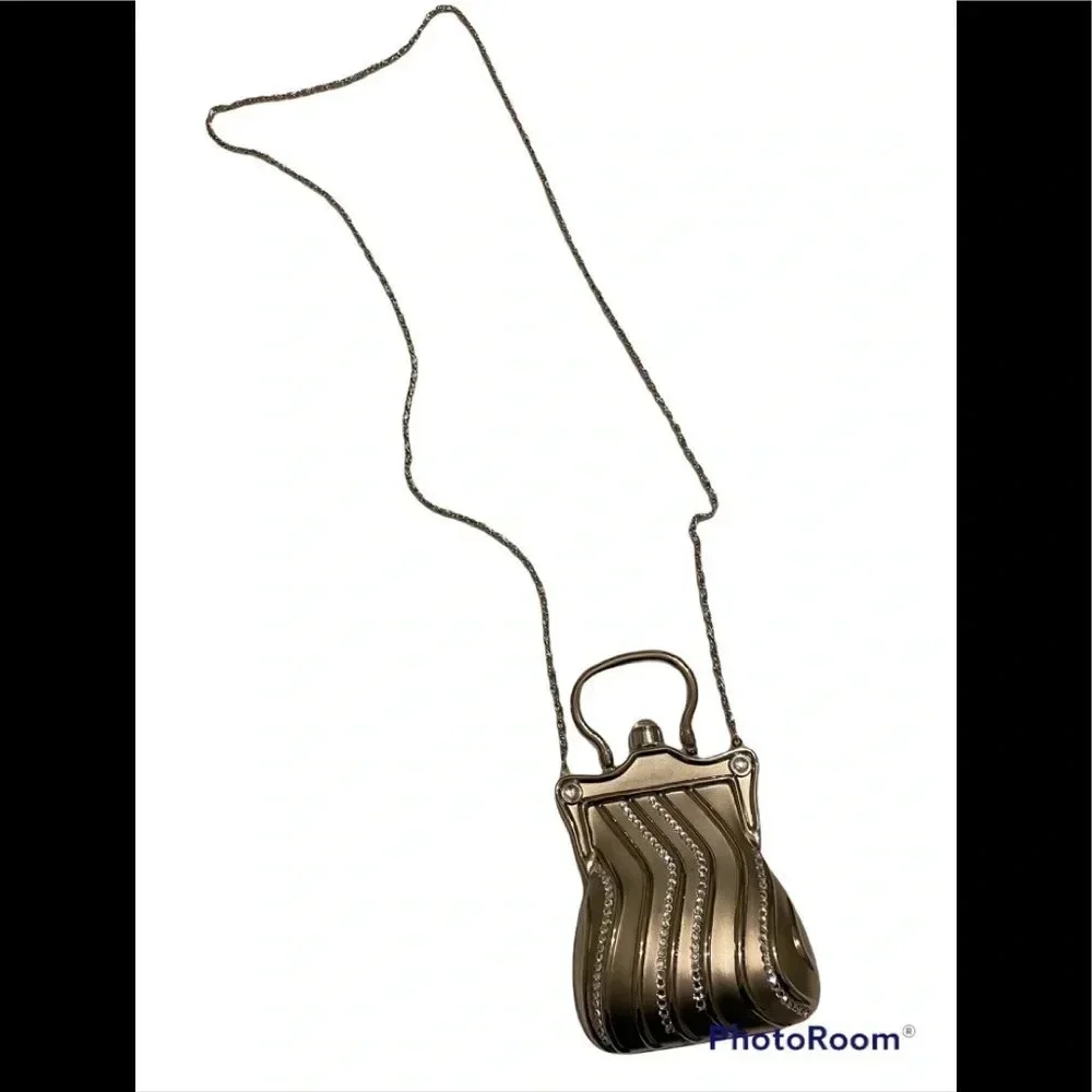 Daniella Minaudierie Purse Metal Hard Case Clutch